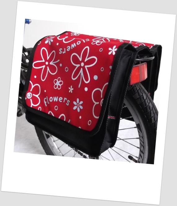 Baby-Joy Fahrradtasche JOY Kinderfahrradtasche Satteltasche Gepäckträgertasche 2 x 5 Liter 25 Flower Red