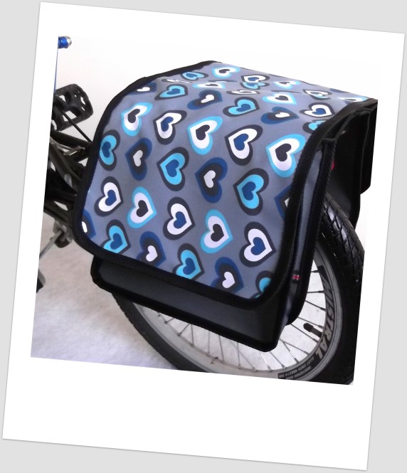 Baby-Joy Fahrradtasche JOY Kinderfahrradtasche Satteltasche Gepäckträgertasche 2 x 5 Liter 44 Heart Ocean